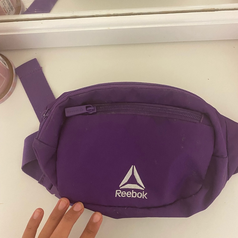 Reebok purple fannypack